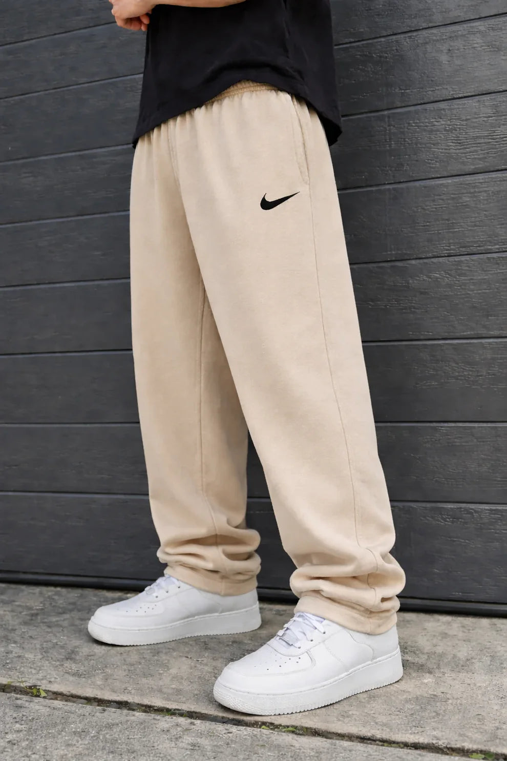 Nike Baggy Fit Straight-Leg Trousers
